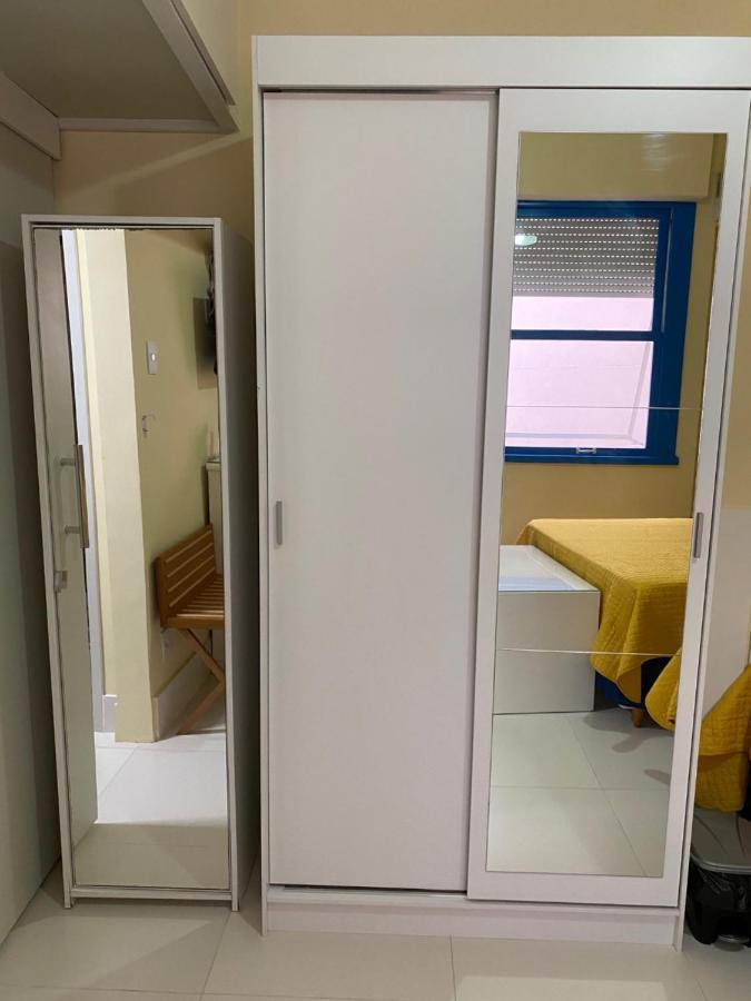 Copa Beach Home - Copacabana Posto 4 Quadra Da Praia Рио де Жанейро Екстериор снимка