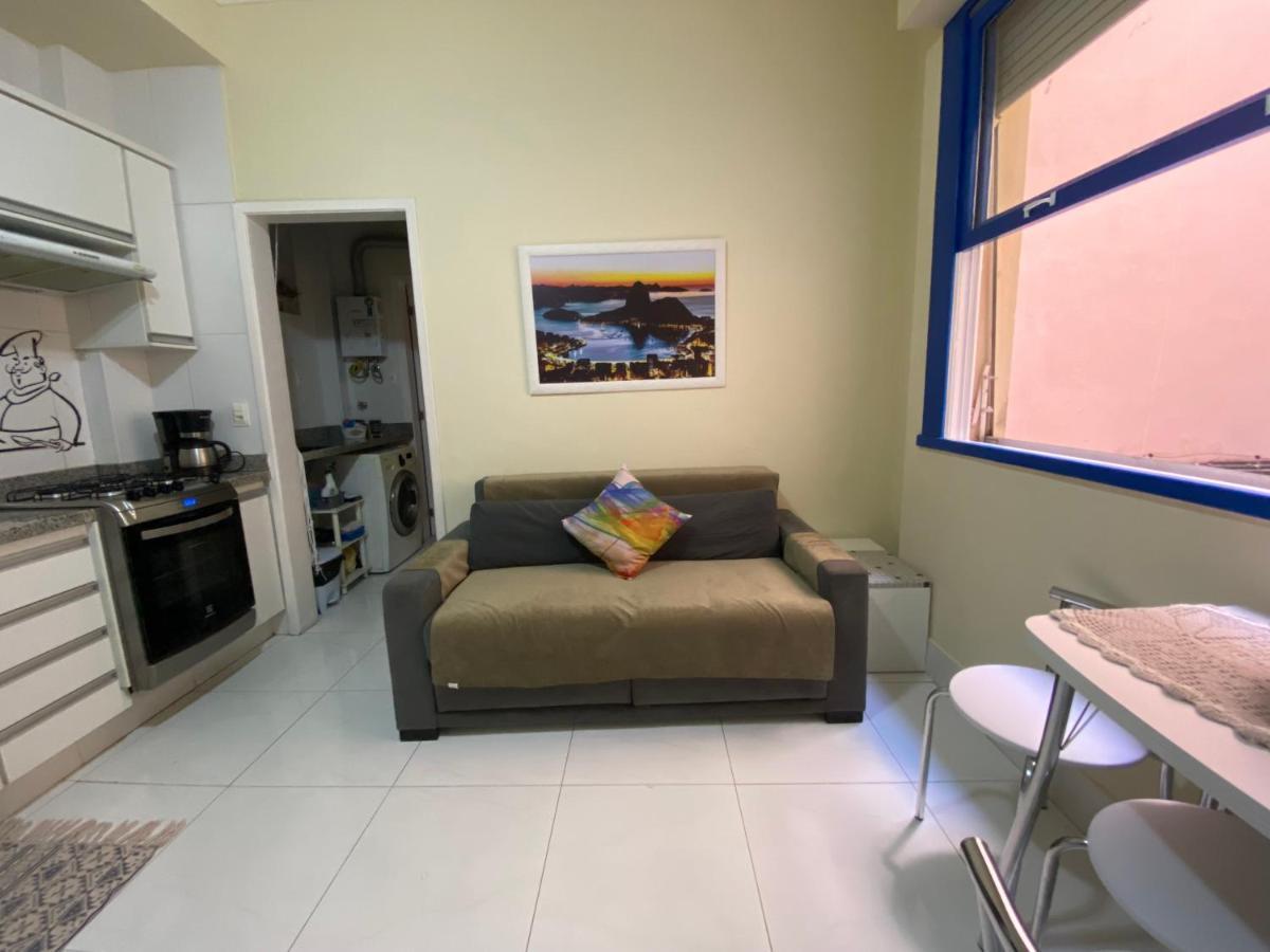 Copa Beach Home - Copacabana Posto 4 Quadra Da Praia Рио де Жанейро Екстериор снимка