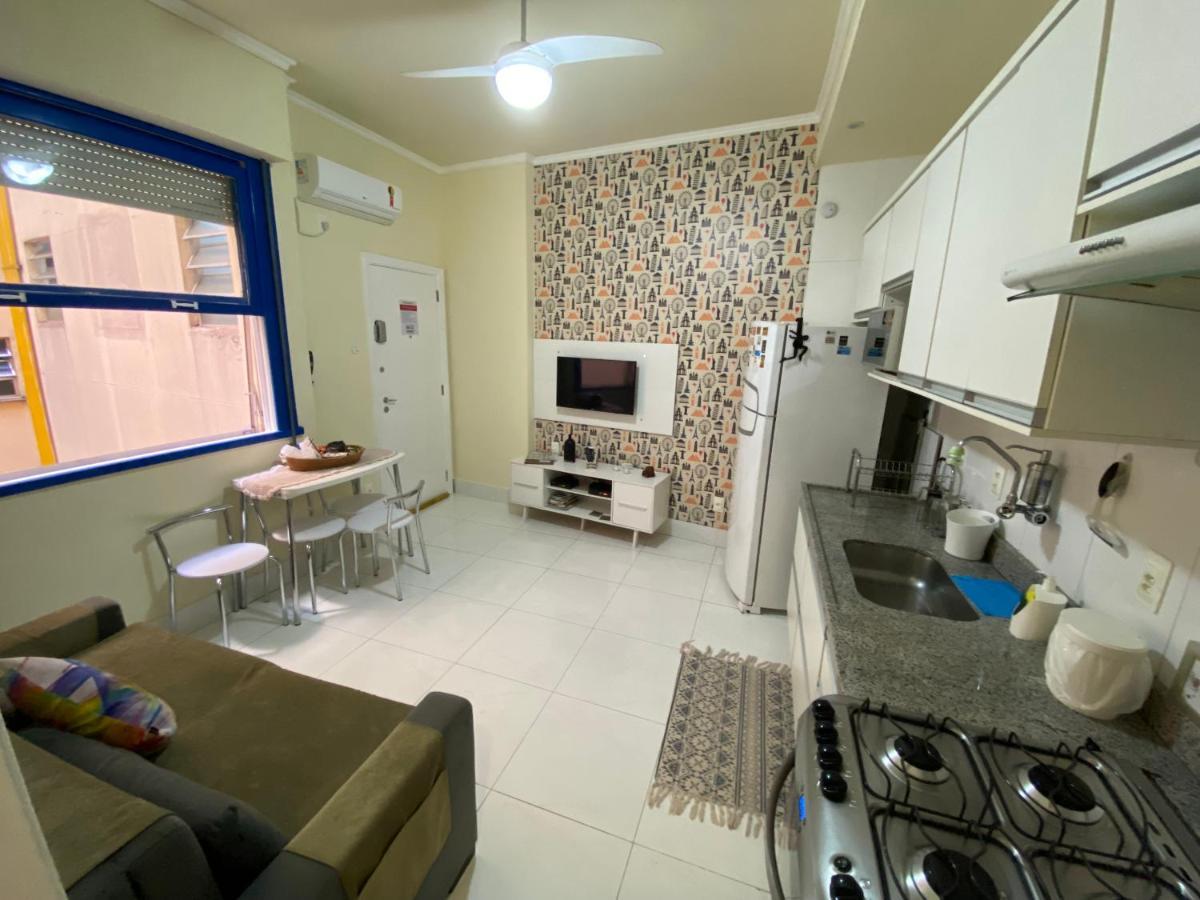 Copa Beach Home - Copacabana Posto 4 Quadra Da Praia Рио де Жанейро Екстериор снимка